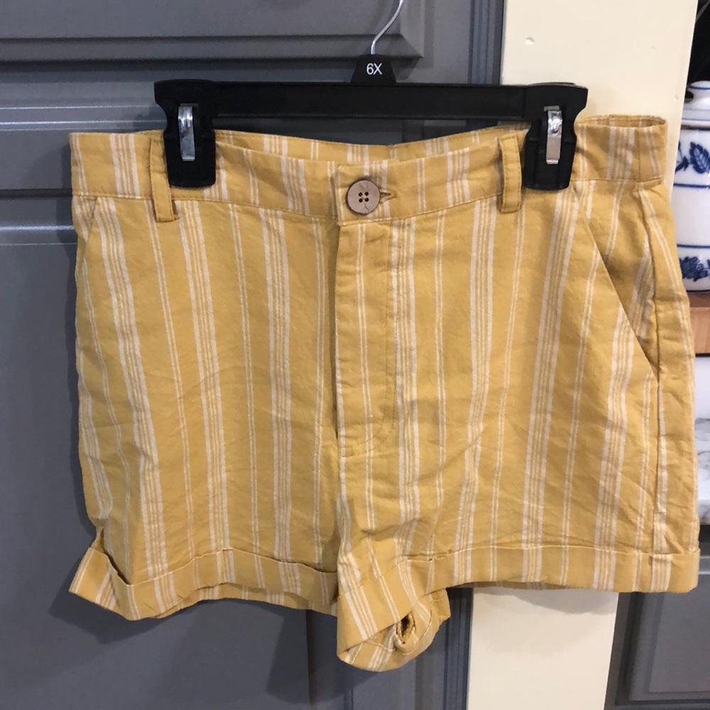 Forever 21 yellow and white striped shorts, Size S
